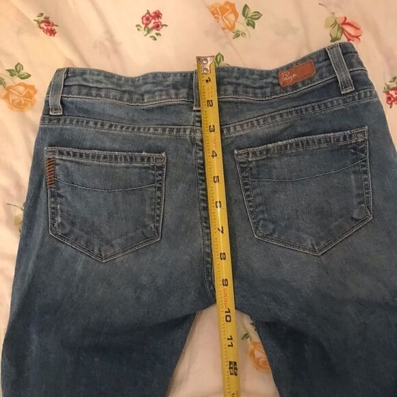 Paige light blue jean, Benedict canyon size 25 - Picture 8 of 11